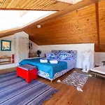 The Ocean House * Agia Paraskevi (Kassandra)